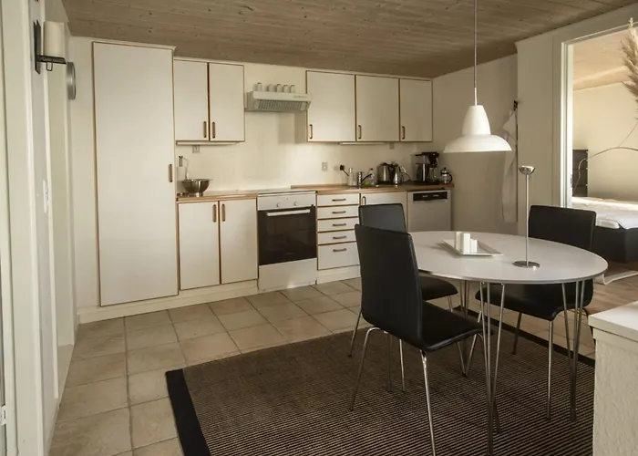 Annalie - 50m From The Sea By Interhome